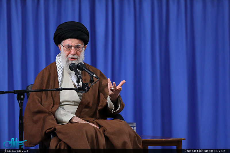 پرتره رهبر معظم انقلاب / آیت الله سید علی خامنه ای