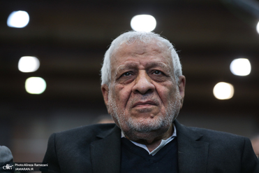 بادامچیان: امروز دوست و دشمن می‌گویند ایران پیروز شده است/ دولت عناصر ناکارآمدش را تغییر دهد/ دولتی که توانسته پنج ماه و نیم جنگ و همه مشکلات را اداره کند، باید از آن تشکر داشت/ ترامپ گورباچف غرب است