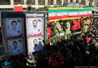 حکم شهادت 16 آتش‌نشان حادثه پلاسکو تقدیم خانواده‌هایشان شد