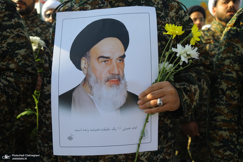 مراسم آغاز دهه فجر در بیت حضرت امام خمینی (س) در قم