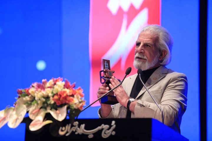 شبی برای تقدیر از جمشید هاشم پور و اجرای رضا یزدانی برای تهران