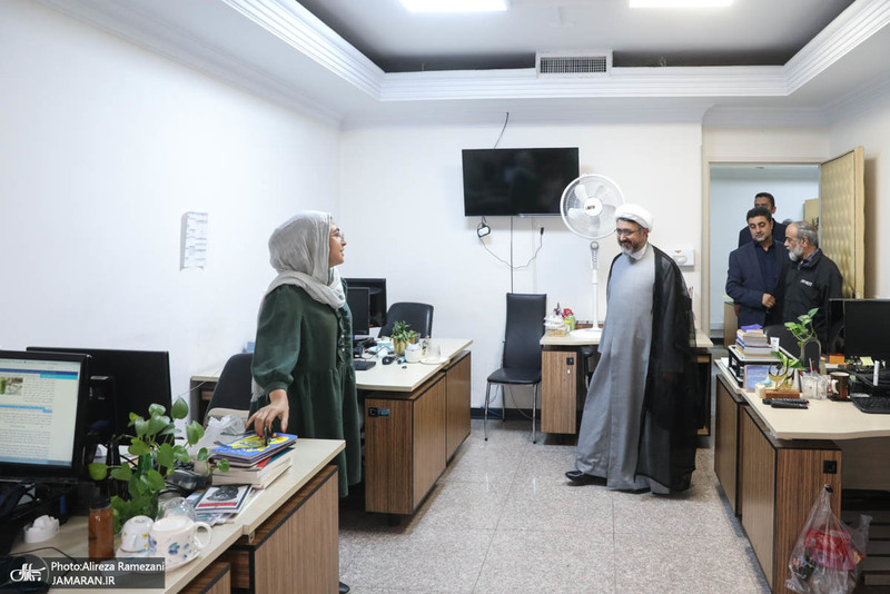 بازدید رییس موسسه تنظیم و نشر آثار امام خمینی (ره) از خبرگزاری ایسنا