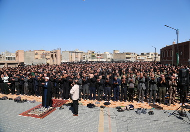 نماز ظهر عاشورا در اردبیل اقامه شد