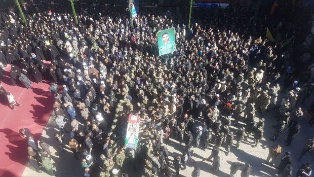 پیکر شهید نیروی انتظامی در بیرجند تشییع شد