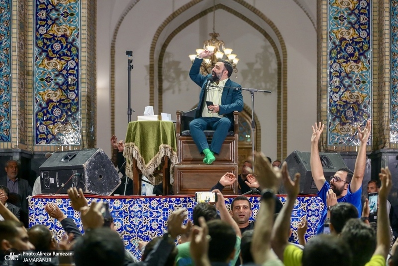 مراسم شب ولادت امام رضا (ع) در صحن غدير