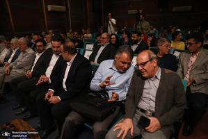 مراسم اختتاميه جشنواره كاريكاتور باج نيوز ها