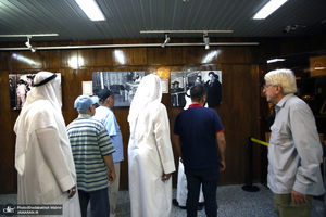 بازدید جمعی از گردشگران کویتی از بیت امام خمینی (س) در جماران