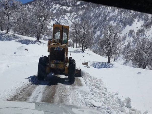 جاده 3 روستای برف گیر دهدز بازگشایی شد