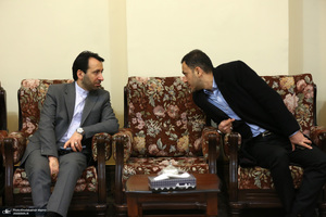 دیداررئیس و جمعی از کارکنان بنیاد مستضعفان با سید حسن خمینی