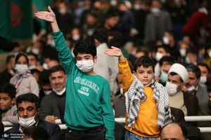 آخرین شب مراسم عزاداری حضرت فاطمه‌زهرا (س) در حسینیه امام خمینی