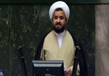 باقری، نماینده مجلس:گروه‌هایی که می‌گویند از NPT خارج شویم، برخلاف مصالح نظام صحبت می‌کنند/طرح خروج از NPT در بین مردم برخلاف منافع ملی است/ نه می‌توانیم مقاومت را ترک کنیم و نه مذاکره را/ ایران هیچ مشکلی برای مذاکره، جنگ یا مقاومت ندارد