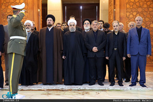 ادای احترام حسن روحانی به امام خمینی و رییس فقید مجمع تشخیص مصلحت نظام