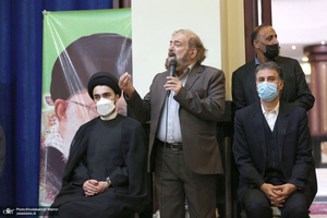 دیدار جمعی از نمایندگان پیروان ادیان الهی با سید حسن خمینی