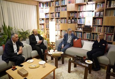 صالحی وزیر فرهنگ با هادی خانیکی دیدار کرد