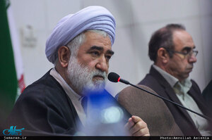 جلسه ستاد دهه فجر انقلاب اسلامی استان تهران در حرم مطهر امام 