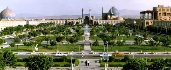 ایجاد مثلث طلایی گردشگری در 3استان    دسترسی آسان کارآفرینان به بازار توجه به جوانگرایی در شورای شهر آینده  