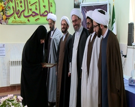 تحصیل 800 طلبه در مدارس علوم دینی استان اردبیل