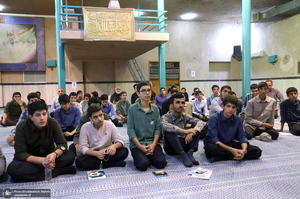 بازدید جمعی از دانش آموزان دبیرستان علوم و معارف اسلامی شهید مطهری (ره) از جماران