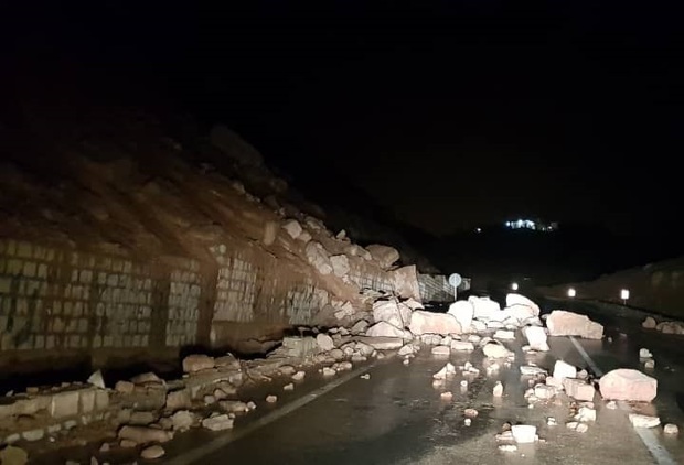 بیش از 400 میلیارد ریال خسارت به جاده های خوزستان وارد شد