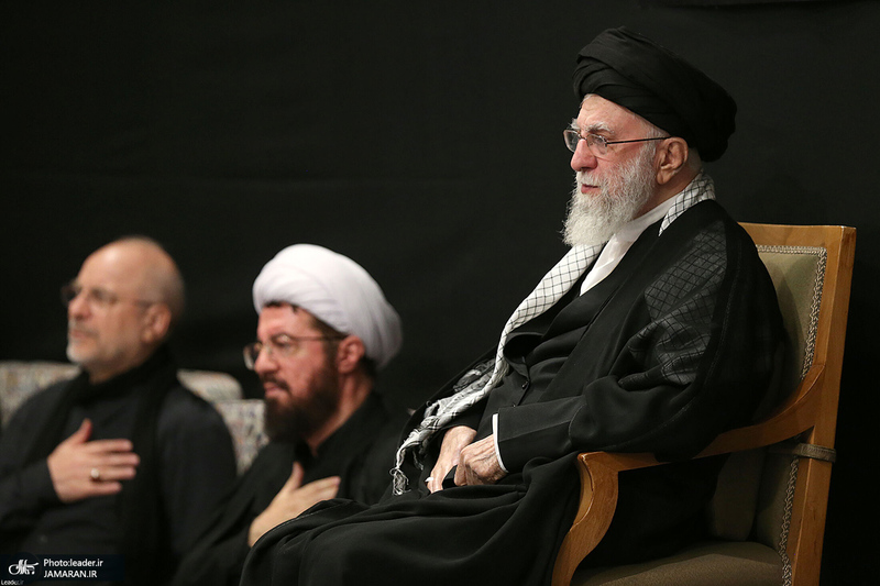 مراسم عزادارای شب عاشورا با حضور رهبر انقلاب اسلامی
