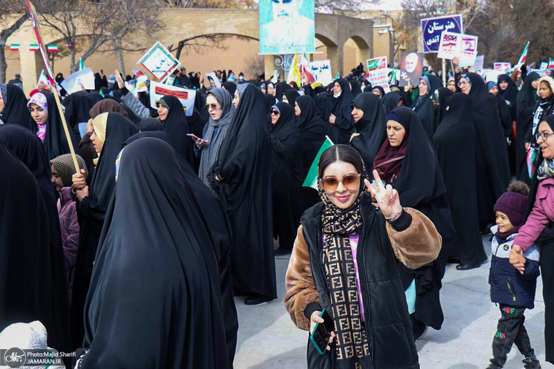 راهپیمایی باشکوه 22 بهمن در خمین