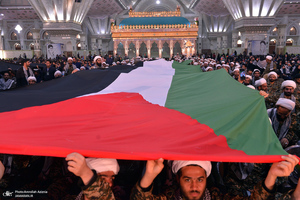 گردهمایی سراسری بسیج دانشجویی و طلاب در حرم مطهر امام خمینی (س) - 1