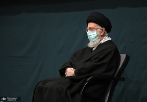 پنجمین شب مراسم عزاداری حضرت فاطمه‌ زهرا (س) در حسینیه امام خمینی