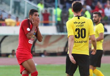 اعتراض رسمی سپاهان به شعارهای هواداران پرسپولیس علیه قلعه‌نویی
