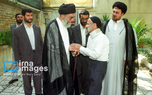 تصویری دیده نشده از حضور رهبر شهید در بیت امام خمینی
