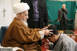 عمامه گذاری طلاب توسط مراجع عظام تقلید در روز میلاد امام علی (ع)‎