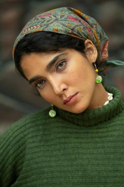  گریم سارا رسول‌زاده در «هفت» / عکس