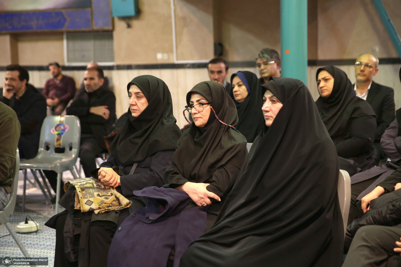 دیدار مدیر عامل ایرنا با جمعی از مدیران با سید حسن خمینی