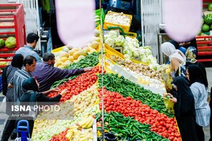 جریان عادی زندگی در شهر تهران...