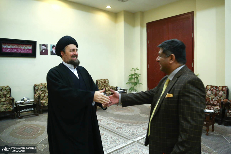 دیدار رییس موسسه فرهنگی اکو با سید حسن خمینی