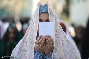 مراسم اقامه تماز عید سعید فطر دز امام زاده پنج تن