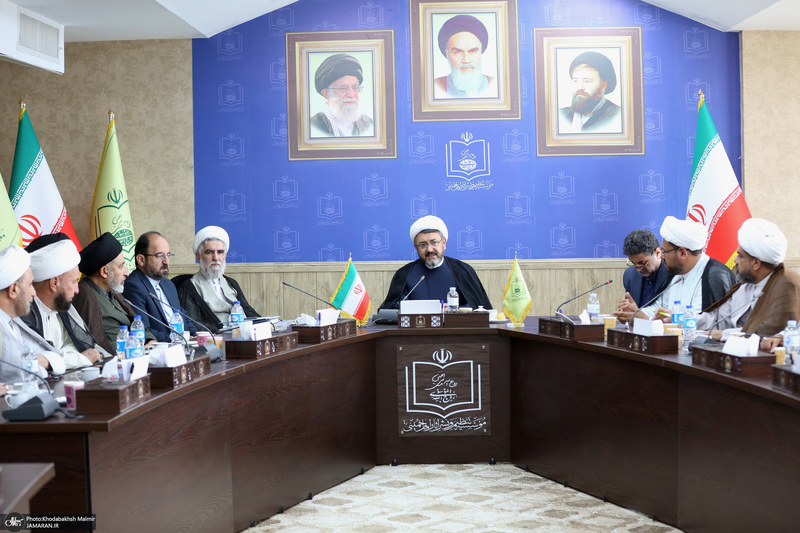 دیدار جمعی از علمای کشور عراق با رئیس موسسه تنظیم ونشر آثار امام خمینی