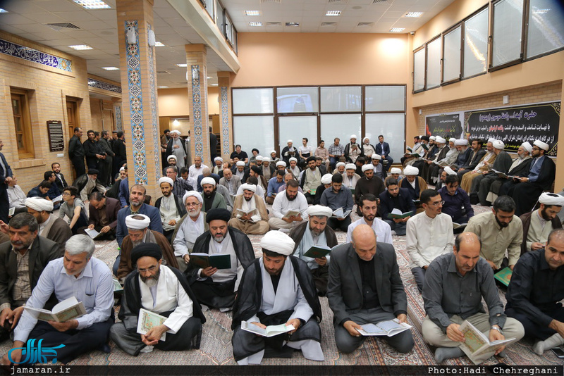 مراسم بزرگداشت والده آیت الله واعظ موسوی در بیت علامه طباطبایی قم