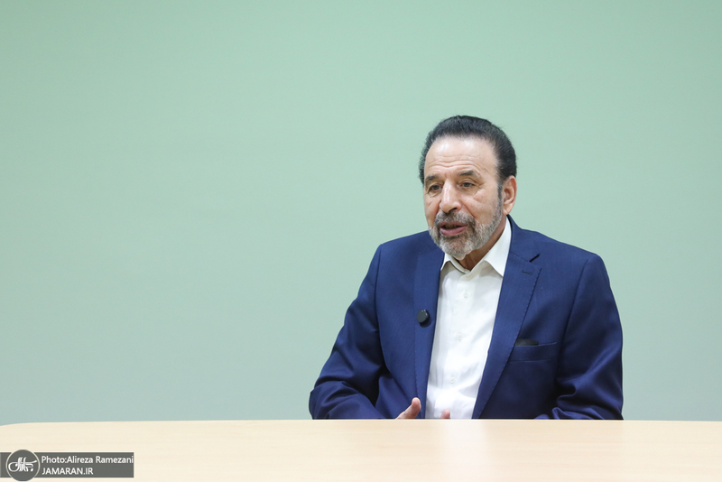 بازدید محمود واعظی از موسسه مطبوعاتی جماران