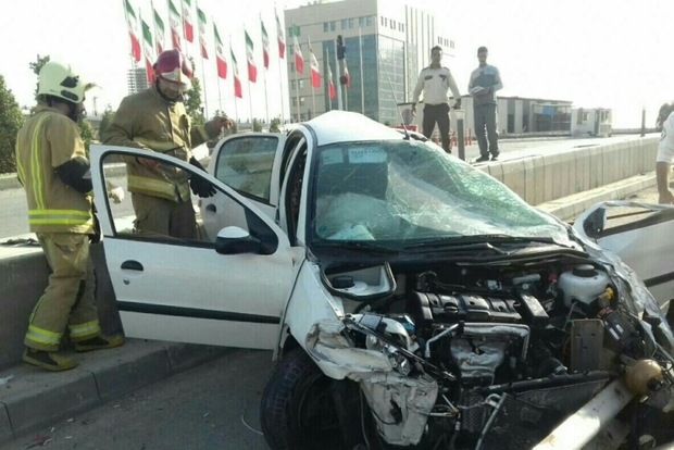 یک نفر در سانحه جاده مخصوص کرج جان باخت