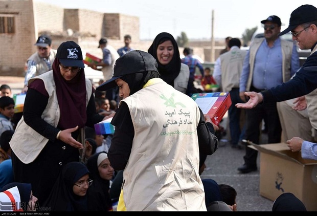 پیک امید کانون پرورش فکری فارس راهی خوزستان شد