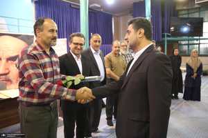 ورکشاپ نقطه عطف در حسینیه جماران