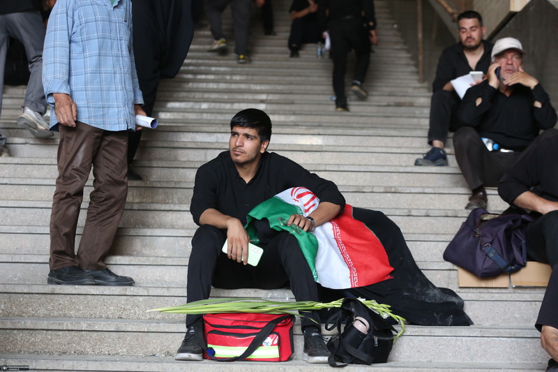 مراسم وداع با رهبر شهید انقلاب در مصلی تهران