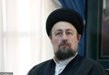 آیة الله السید حسن الخمینی: فی الظروف الراهنة لن نصل إلى نتیجة عبر النزاعات والخطابات الحادة