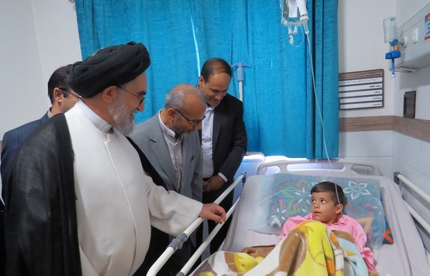 مشکلات حوزه بهداشت ابرکوه با حضور استاندار یزد بررسی شد