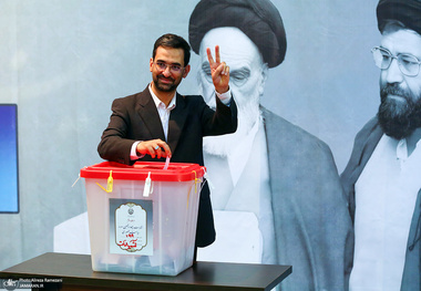 مرحله دوم انتخابات ریاست جمهوری چهاردهم در حسینیه جماران - 4