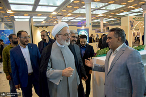 غرفه موسسه تنظیم و نشر آثار امام خمینی (س) در سی و سومین نمایشگاه بین المللی قرآن کریم-1