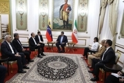 رایزنی وزیر خارجه ایران با رییس جمهور ونزوئلا در کاراکاس