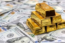 ارزش دلار به بالاترین سطح خود در دو ماه گذشته رسید و قیمت طلا نیز کاهش یافت