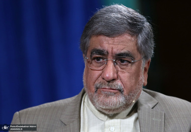 علی جنتی: سانسور سخنان رئیس‌جمهور در صداوسیما مساله‌ای غیرمنتظره نیست/ صداوسیما در زمینه مذاکرات همواره نقش مخالف بازی کرده/ مدیریت صداوسیما فکر می‌کند یک قوه چهارم است