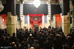 مراسم عزاداری شب هفتم ماه محرم در مسجد اعظم قم‎‎